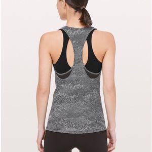 💫LULULEMON 💫CROSS CONDITIONING 2-in-1 TANK